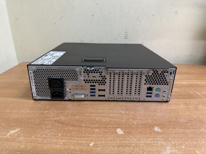 Компьютер Fujitsu Esprimo D757 E90+ SFF / Intel Core i5-6600 (4 ядра по 3.3 - 3.9 GHz) / 8 GB DDR4 / 240 GB SSD / Intel HD Graphics 530 / 280W / DVD-ROM / DisplayPort б/в - зображення 3