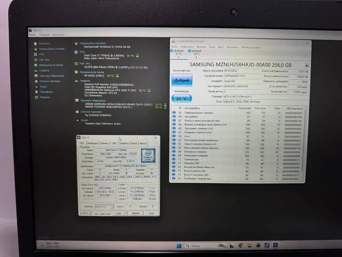 Ігровий ноутбук HP Omen 17-w253dx / 17.3" (1920x1080) IPS / Intel Core i7-7700HQ (4 (8) ядра по 2.8 - 3.8 GHz) / 16 GB DDR4 / 256 GB SSD + 500 GB HDD / nVidia GeForce GTX 1050 Ti, 4 GB GDDR5, 128-bit / WebCam б/в - зображення 8