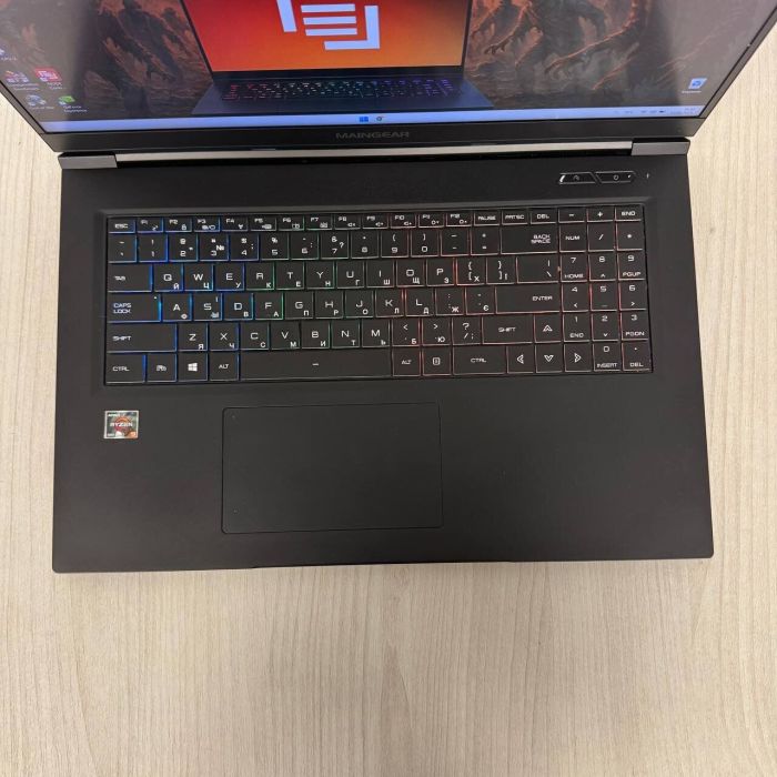 Ігровий ультрабук MainGear Vector Pro MG-VCP17A-3080 / 17,3" (2560x1440) IPS / AMD Ryzen 9 5900HX (8 (16) ядер по 3,3 - 4,6 ГГц) / 64 ГБ DDR4 / 1000 ГБ SSD NVMe / nVidia GeForce RTX 3080, 16 ГБ GDDR6, 256-біт / WebCam б/в - зображення 7
