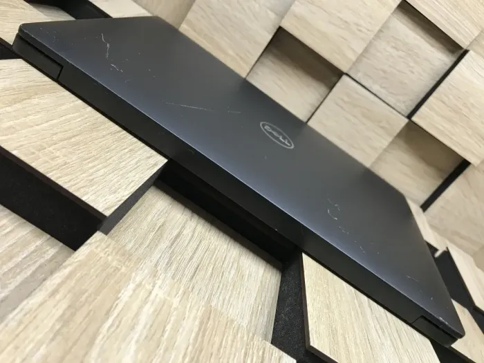 Ноутбук Б-клас Dell Latitude 7490 / 14" (1920x1080) IPS / Intel Core i5-8350U (4 (8) ядра по 1.7 - 3.6 GHz) / 8 GB DDR4 / 256 GB SSD M.2 / Intel UHD Graphics 620 / WebCam / USB 3.1 / HDMI б/в - зображення 17