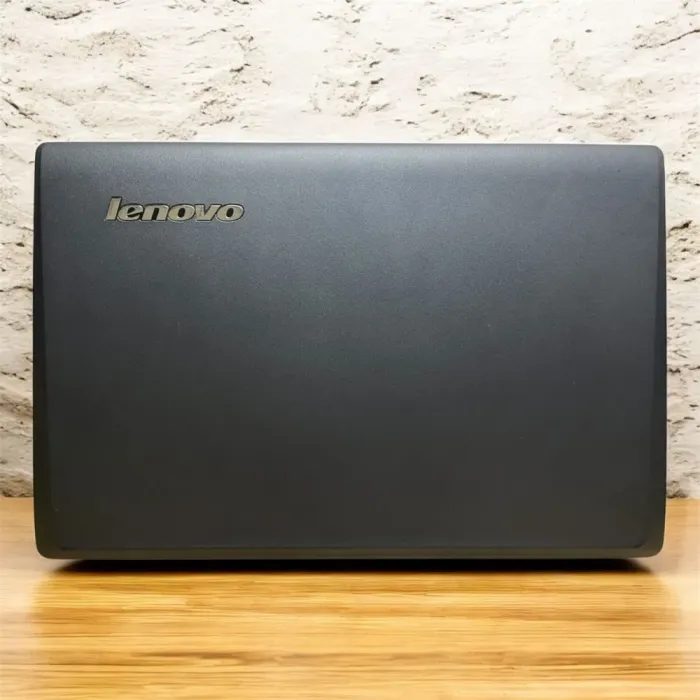 Ноутбук Lenovo G560 / 15.6" (1366x768) TN / Intel Pentium P6200 (2 ядра по 2.13 GHz) / 8 GB DDR3 / 120 GB SSD / Intel HD Graphics / WebCam б/в - зображення 5