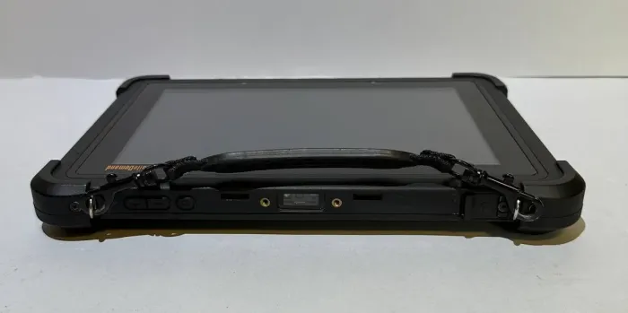 Захищений планшет MobileDemand XTablet T1180 / 10.1" (1920x1200) IPS Touch / Intel Core i5-8200Y (2 (4) ядра по 1.3 - 3.9 GHz) / 8 GB DDR3 / 256 GB SSD / Intel HD Graphics 620 / WebCam б/в - зображення 3