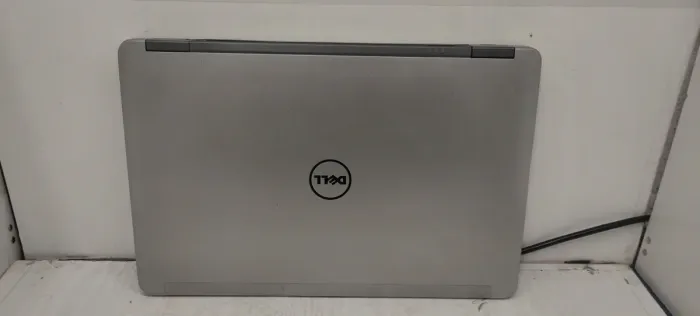 Ноутбук Dell Latitude E6540 / 15.6" (1366x768) TN / Intel Core i5-4210M (2 (4) ядра по 2.6 - 3.2 GHz) / 8 GB DDR3 / 256 GB SSD / Intel HD Graphics 4600 / WebCam б/в - зображення 6