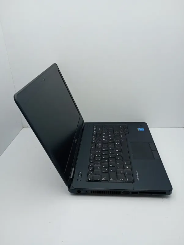 Ноутбук Dell Latitude E5440 / 14" (1366x768) TN / Intel Core i5-4300U (2 (4) ядра по 1.9 - 2.9 GHz) / 8 GB DDR3 / 320 GB HDD / Intel HD Graphics 4400 / WebCam б/в - зображення 3