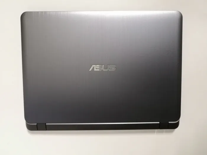 Ультрабук Asus F407UA / 14" (1920x1080) IPS / Intel Core i3-6006U (2 (4) ядра по 2.0 GHz) / 8 GB DDR3 / 256 GB SSD / Intel HD Graphics 520 / WebCam / Win 10 Home б/в - зображення 7