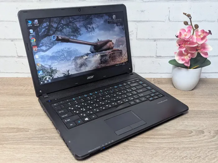 Ноутбук Б-клас Acer TravelMate P243 / 14" (1366x768) TN / Intel Core i3-3110M (2 (4) ядра по 2.4 GHz) / 8 GB DDR3 / 128 GB SSD / Intel HD Graphics 4000 / WebCam / DVD-ROM б/в - зображення 3