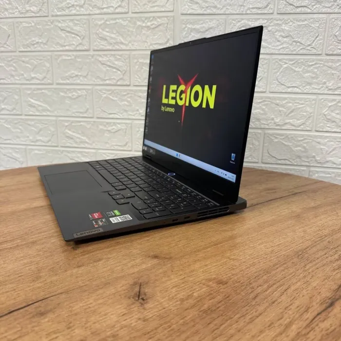 Игровой ноутбук Б-клас Lenovo Legion S7 15ACH6 / 15.6" (1920x1080) IPS / AMD Ryzen 7 5800H (8 (16) ядер по 3.2 - 4.4 GHz) / 16 GB DDR4 / 512 GB SSD / nVidia GeForce RTX 3060, 6 GB GDDR6, 192-bit / WebCam б/в - зображення 5