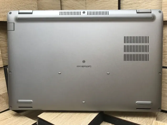 Ультрабук Б-клас Dell Latitude 5420 / 14" (1920x1080) IPS / Intel Core i7-1185G7 (4 (8) ядра по 3.0 - 4.8 GHz) / 8 GB DDR4 / 256 GB SSD M.2 / Intel Iris Xe Graphics / WebCam / Windows 10 б/в - зображення 10