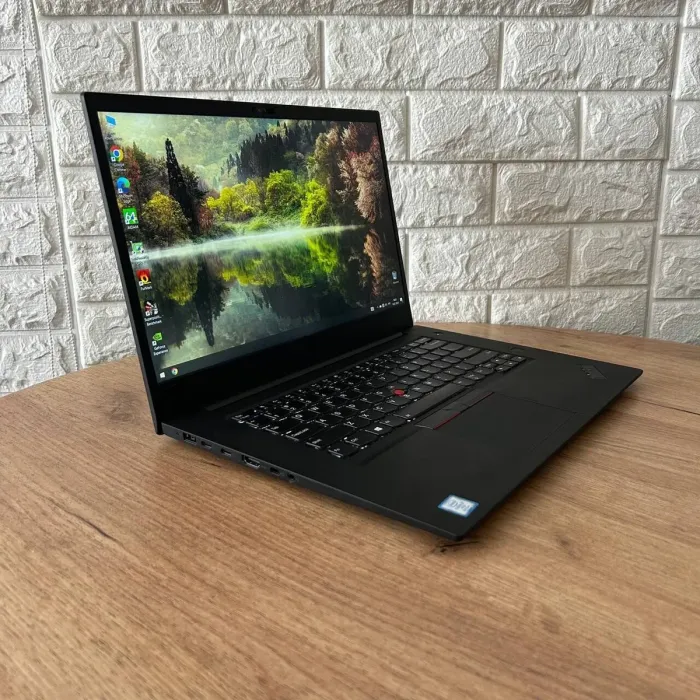 Ігровий ультрабук Б-клас Lenovo ThinkPad X1 Extreme Gen2 / 15.6" (1920x1080) IPS / Intel Core i7-8850H (6 (12) ядер по 2.6 - 4.3 GHz) / 16 GB DDR4 / 512 GB SSD / nVidia GeForce GTX 1050 Ti Max-Q, 4 GB GDDR5, 128-bit / WebCam б/в - зображення 4