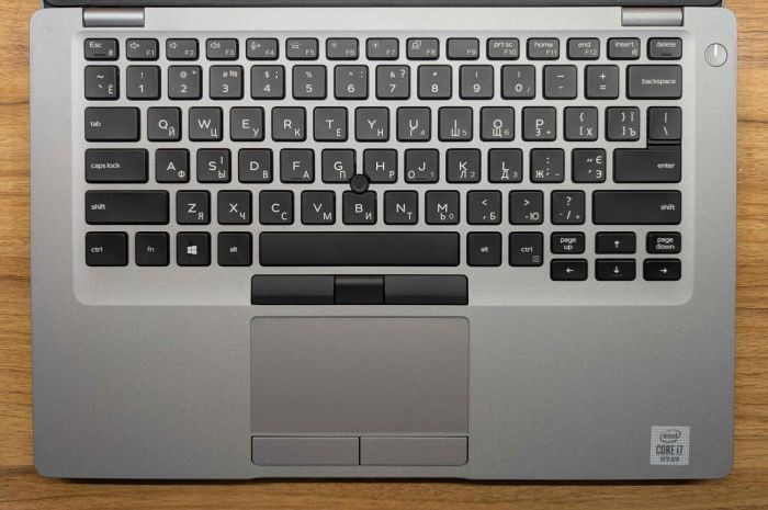 Ультрабук Dell Latitude 5411 / 14" (1920x1080) IPS / Intel Core i7-10850H (6 (12) ядер по 2.7 - 5.1 GHz) / 16 GB DDR4 / 512 GB SSD / nVidia GeForce MX250, 2 GB GDDR5, 64-bit / WebCam / Windows 10 б/в - зображення 3