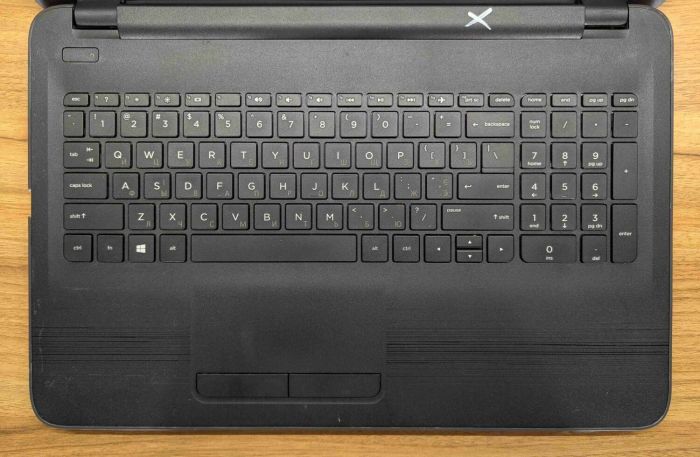 Ноутбук Б-клас HP 255 G5 / 15.6" (1366x768) TN / AMD A6-7310 (4 ядра по 2.0 - 2.4 GHz) / 8 GB DDR3 / 240 GB SSD / AMD Radeon R4 Graphics / WebCam / Windows 10 б/в - зображення 4
