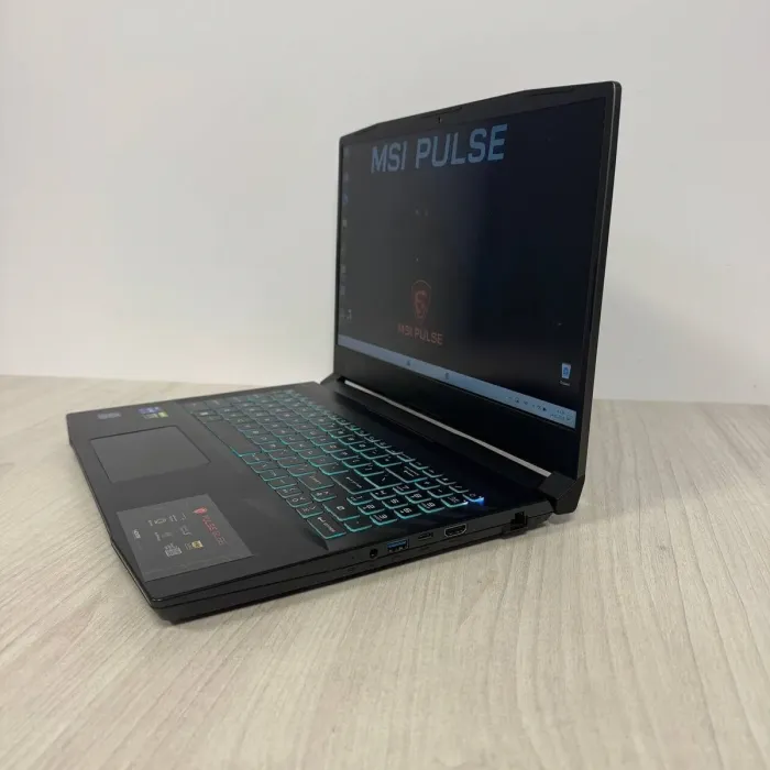 Ігровий ноутбук Б-класу MSI Pulse GL66 12UGKV / 15,6" (1920x1080) IPS / Intel Core i7-12700H (14 (20) ядер по 3,5 - 4,7 ГГц) / 16 ГБ DDR5 / 512 ГБ SSD NVMe / nVidia GeForce RTX 3070, 8 ГБ GDDR6, 256-біт / Веб-камера б/в - зображення 5