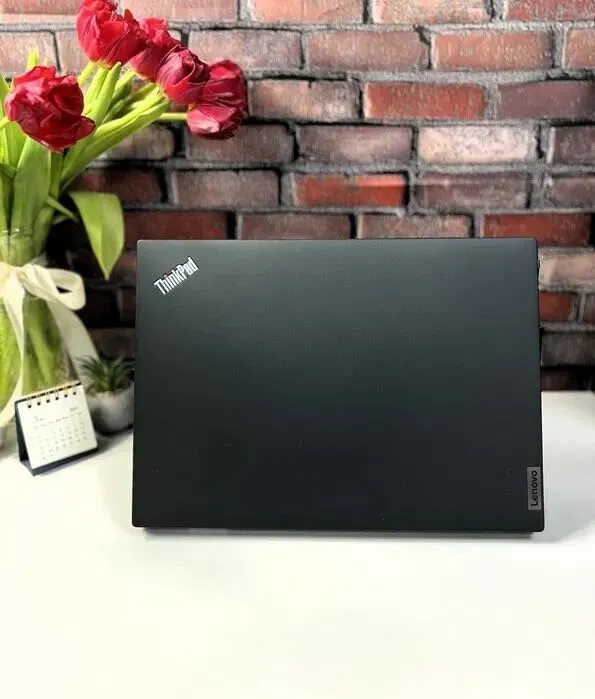 Ультрабук Lenovo ThinkPad T14 Gen 3 / 14" (1920x1080) IPS / AMD Ryzen 5 Pro 6650U (6 (12) ядер по 2.9 - 4.5 GHz) / 16 GB DDR4 / 256 GB SSD M.2 / AMD Radeon 660M Graphics / WebCam б/в - зображення 7