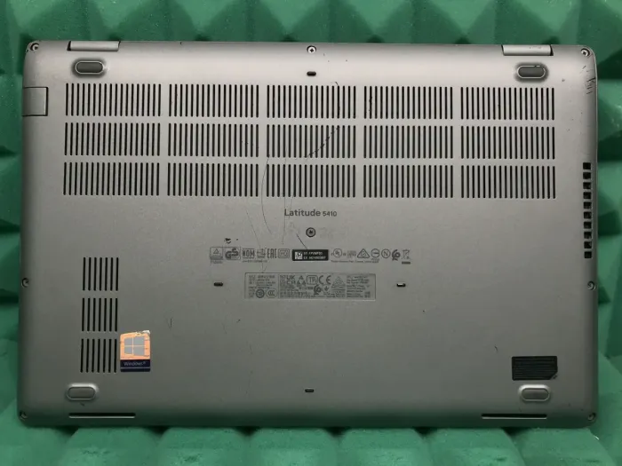Ультрабук Б-клас Dell Latitude 5410 / 14" (1920x1080) IPS Touch / Intel Core i5-10310U (4 (8) ядра по 1.7 - 4.4 GHz) / 8 GB DDR4 / 256 GB SSD M.2 / Intel UHD Graphics / WebCam / USB 3.1 / HDMI / Windows 10 б/в - зображення 9