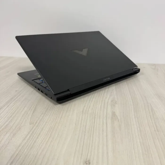 Ігровий ноутбук HP Victus 16t-r000 / 16.1" (1920x1080) IPS / Intel Core i7-13700H (14 (20) ядер по 2.4 - 5.0 GHz) / 16 GB DDR5 / 512 GB SSD NVMe / nVidia GeForce RTX 4070, 8 GB GDDR6, 128-bit / WebCam б/в - зображення 6