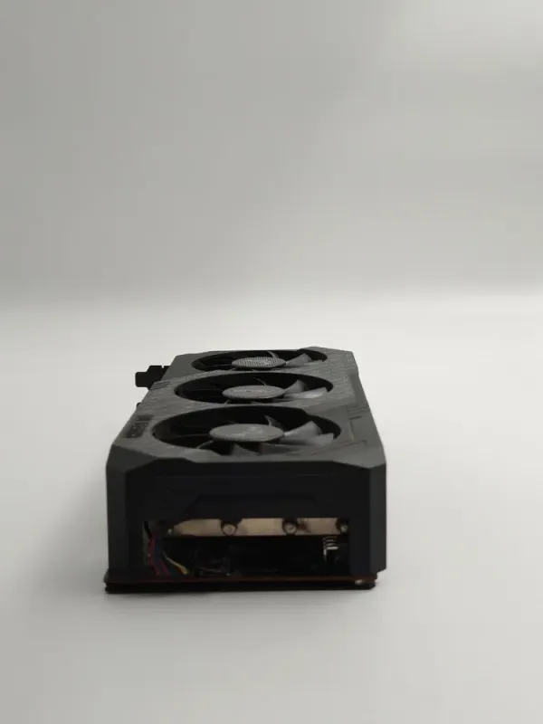 Дискретна відеокарта Asus Radeon TUF RX 5700 Gaming OC, 8 GB GDDR6, 256-bit / 1x HDMI, 3x DisplayPort / (TUF 3-RX5700-O8G-GAMING) б/в - зображення 7