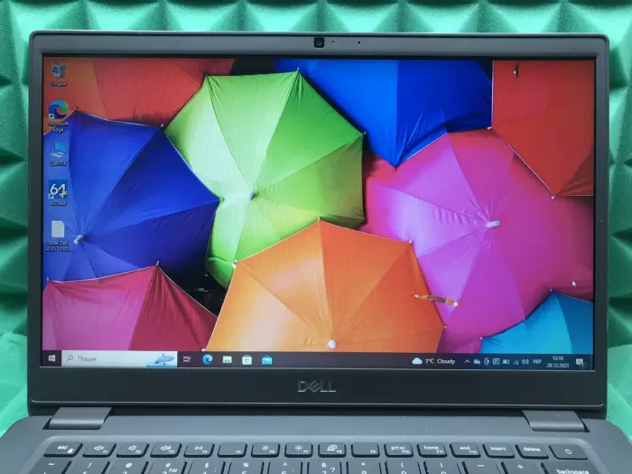 Ультрабук Б-клас Dell Latitude 3410 / 14" (1366x768) TN / Intel Core i3-10110U (2 (4) ядра по 2.1 - 4.1 GHz) / 8 GB DDR4 / 480 GB SSD / Intel UHD Graphics / WebCam / USB 3.2 / HDMI / Windows 10 б/в - зображення 3