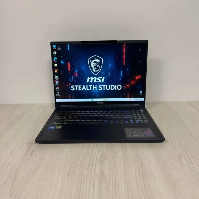 Ігровий ноутбук MSI Stealth 16 Studio A13VG / 16" (1920x1200) IPS / Intel Core i7-13620H (10 (16) ядер по 3,6 - 4,9 ГГц) / 16 ГБ DDR5 / 512 ГБ SSD NVMe / nVidia GeForce RTX 4070, 8 ГБ GDDR6, 128-bit / WebCam б/в - зображення 2