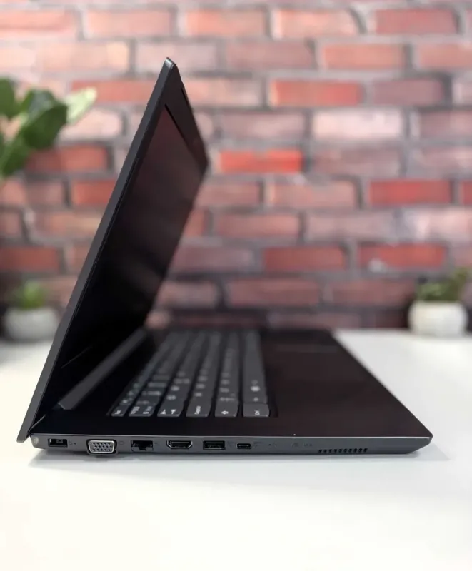 Ноутбук Lenovo V330-14IKB 81B0 / 14" (1920x1080) IPS / Intel Core i5-8250U (4 (8) ядра по 1.6 - 3.4 GHz) / 8 GB DDR4 / 256 GB SSD / Intel UHD Graphics 620 / WebCam б/в - зображення 7