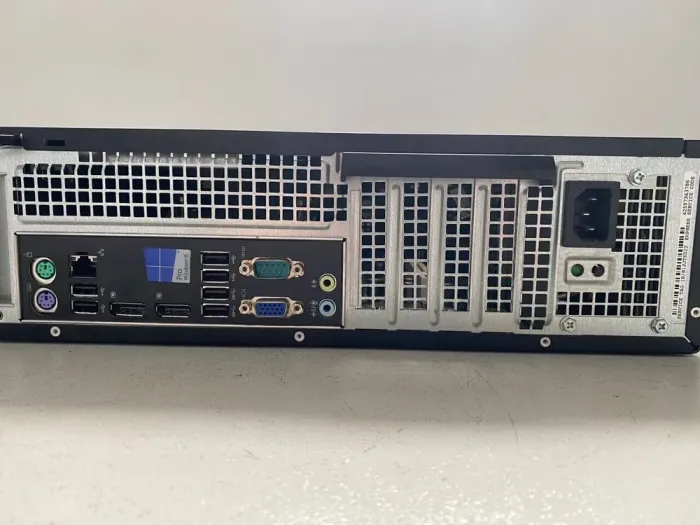 Комп'ютер Dell OptiPlex 7010 Desktop / Intel Core i5-3470 (4 ядра по 3.2 - 3.6 GHz) / 8 GB DDR3 / 240 GB SSD / Intel HD Graphics 2500 / DVD-ROM б/в - зображення 4