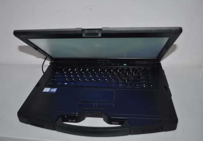 Напівзахищений ноутбук Getac S410 G2 / 14" (1366x768) TN Touch / Intel Core i3-7100U (2 (4) ядра по 2.4 GHz) / 8 GB DDR4 / 128 GB SSD / Intel HD Graphics 620 / Wi-Fi / Bluetooth / Windows 11 Pro / Два АКБ / Стилус б/в - зображення 8