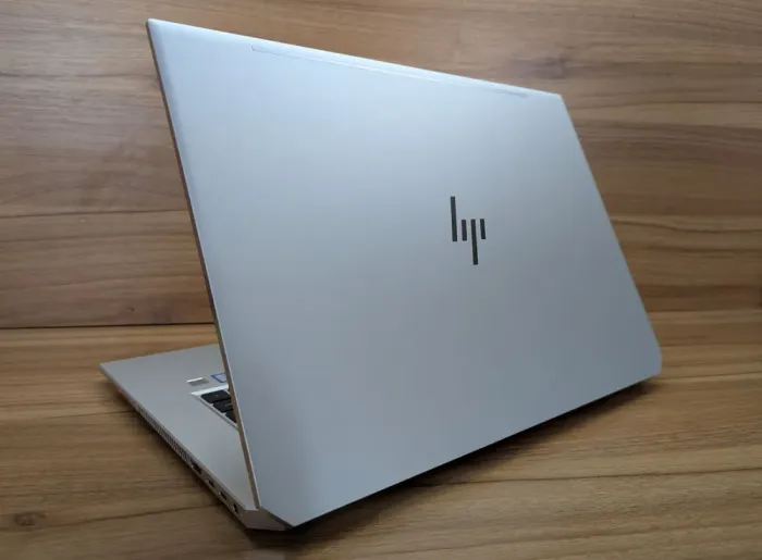 Ігровий ноутбук HP EliteBook 1050 G1 / 15.6" (1920x1080) IPS / Intel Core i7-8850H (6 (12) ядер по 2.6 - 4.3 GHz) / 16 GB DDR4 / 512 GB SSD / nVidia GeForce GTX 1050, 4 GB GDDR5, 128-bit / Fingerprint / Windows 10 б/в - зображення 7