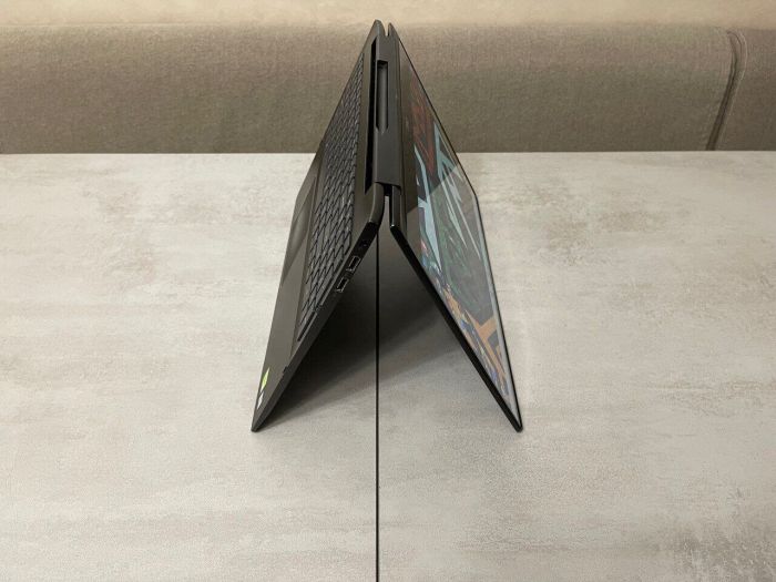 Ультрабук-трансформер Dell Inspiron 7590 / 15.6" (3840x2160) IPS Touch / Intel Core i7-8565U (4 (8) ядра по 1.8 - 4.6 GHz) / 16 GB DDR4 / 512 GB SSD M.2 / nVidia GeForce MX250, 2 GB GDDR5, 64-bit / WebCam б/в - зображення 5