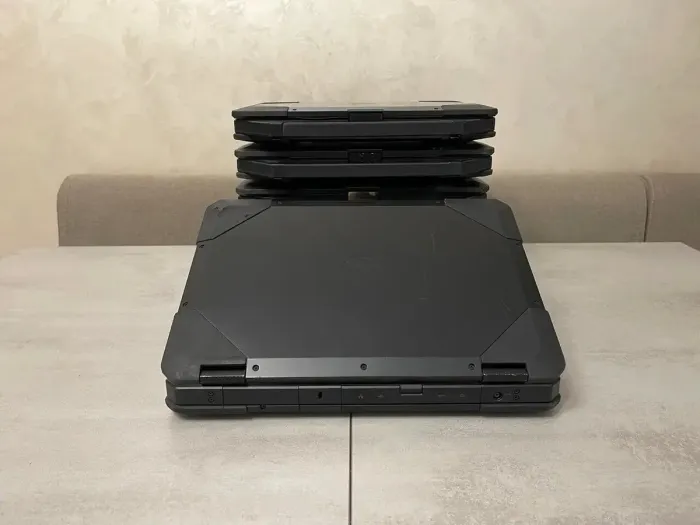 Захищений ноутбук Dell Latitude 5414 Rugged / 14" (1920x1080) IPS / Intel Core i5-6300U (2 (4) ядра по 2.4 - 3.0 GHz) / 16 GB DDR4 / 240 GB SSD NEW / Intel HD Graphics 520 / WebCam / HDMI / 4G LTE б/в - зображення 7