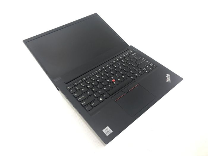 Ультрабук Lenovo ThinkPad E14 Gen 2 / 14" (1920x1080) IPS / Intel Core i5-10210U (4 (8) ядра по 1.6 - 4.2 GHz) / 16 GB DDR4 / 240 GB SSD M.2 / Intel UHD Graphics / WebCam б/в - зображення 3