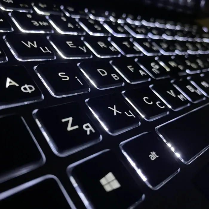 Ультрабук Dell Latitude 5411 / 14" (1920x1080) IPS / Intel Core i5-10300H (4 (8) ядра по 2.5 - 4.5 GHz) / 16 GB DDR4 / 256 GB SSD / Intel UHD Graphics / WebCam / HDMI б/в - зображення 6