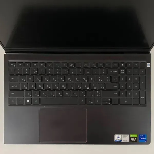Ігровий ноутбук Б-клас Dell Vostro 15 7510 / 15.6" (1920x1080) IPS / Intel Core i7-11800H (8 (16) ядер по 2.3 - 4.6 GHz) / 16 GB DDR4 / 512 GB SSD / nVidia GeForce RTX 3050 Ti, 4 GB GDDR6, 128-bit / WebCam / Fingerprint б/в - зображення 3