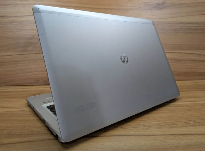 Ноутбук HP EliteBook Folio 9470m / 14" (1600x900) TN / Intel Core i7-3687U (2 (4) ядра по 2.1 - 3.3 GHz) / 8 GB DDR3 / 240 GB SSD / Intel HD Graphics 4000 / WebCam / Fingerprint / Windows 10 б/в - зображення 7