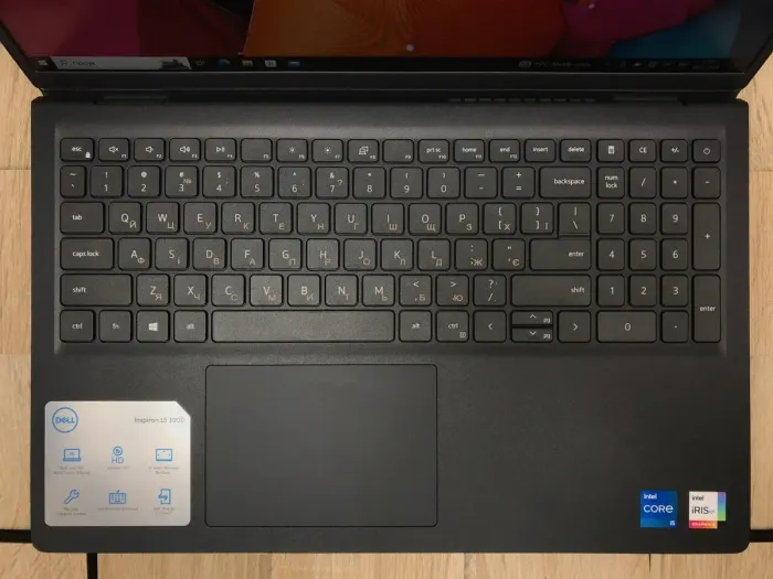 Ноутбук Б-клас Dell Inspiron 15 3511 / 15.6" (1920x1080) IPS Touch / Intel Core i5-1135G7 (4 (8) ядра по 2.4 - 4.2 GHz) / 8 GB DDR4 / 256 GB SSD M.2 / Intel Iris Xe Graphics / WebCam / Windows 10 б/в - зображення 4