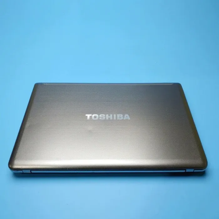 Ноутбук Б-клас Toshiba Satellite P855-S5312 / 15.6" (1366x768) TN / Intel Core i5-3210M (2 (4) ядра по 2.5 - 3.1 GHz) / 8 GB DDR3 / 240 GB SSD / Intel HD Graphics 4000 / WebCam / DVD-ROM / Win 10 Home б/в - зображення 3