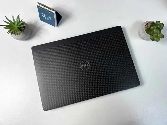 Ультрабук Dell Latitude 7300 / 13.3" (1920x1080) IPS / Intel Core i5-8365U (4 (8) ядра по 1.6 - 4.1 GHz) / 8 GB DDR4 / 256 GB SSD / Intel UHD Graphics 620 / WebCam / Win 10 Pro б/в - зображення 8