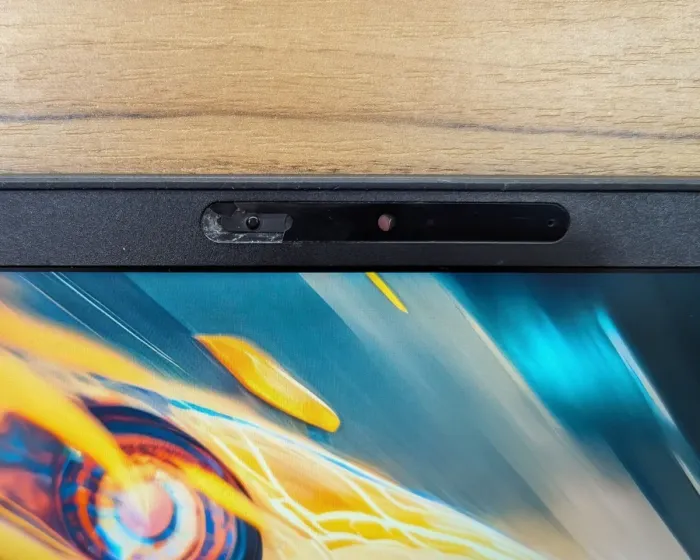 Ультрабук Б-клас Dell Latitude 5400 / 14" (1920x1080) IPS / Intel Core i5-8265U (4 (8) ядра по 1.6 - 3.9 GHz) / 16 GB DDR4 / 512 GB SSD / Intel UHD Graphics 620 / HDMI / WebCam / Windows 10 б/в - зображення 3