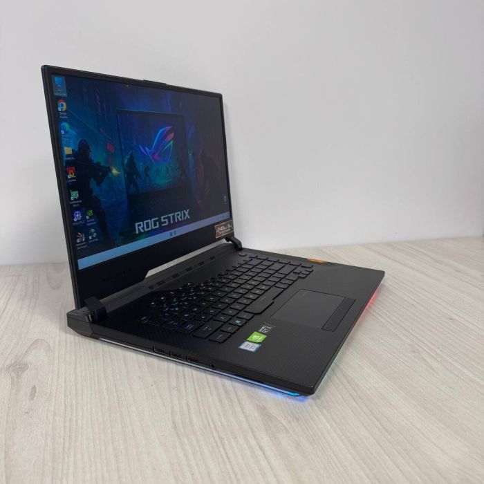 Ігровий ноутбук Asus ROG Strix SCAR III G531GW / 15.6" (1920x1080) IPS / Intel Core i7-9750H (6 (12) ядер по 2.6 - 4.5 GHz) / 16 GB DDR4 / 1000 GB SSD NVMe / nVidia GeForce RTX 2070, 8 GB GDDR6, 256-bit б/в - зображення 4