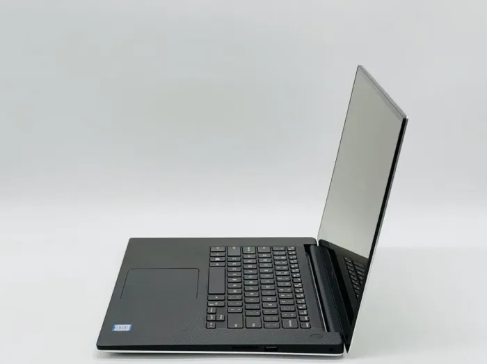 Мобільна робоча станція Dell Precision 5530 / 15.6" (3840x2160) IPS / Intel Core i7-8850H (6 (12) ядер по 2.6 - 4.3 GHz) / 16 GB DDR4 / 240 GB SSD / nVidia Quadro P1000, 4 GB GDDR5, 128-bit / WebCam б/в - зображення 4