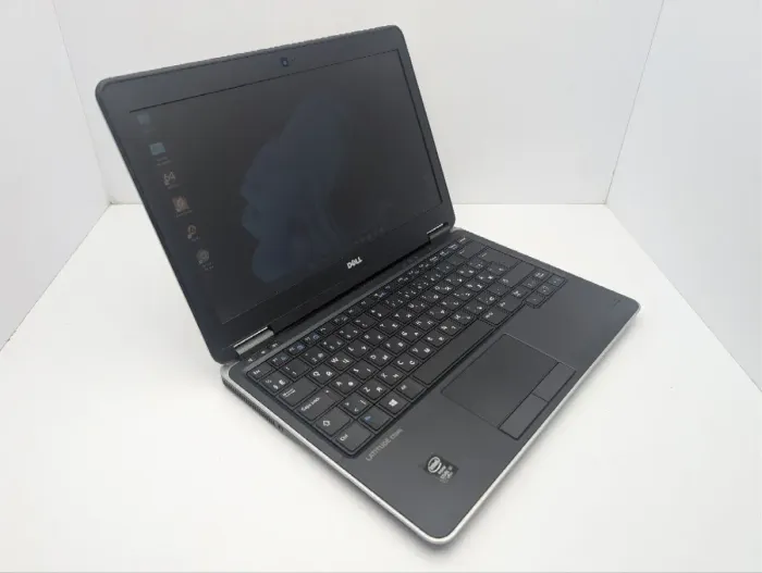 Нетбук Dell Latitude E7240 / 12.5" (1366x768) TN / Intel Core i5-4210U (2 (4) ядра по 1.7 - 2.7 GHz) / 8 GB DDR3 / 120 GB SSD / Intel HD Graphics 4400 / WebCam б/в - зображення 6