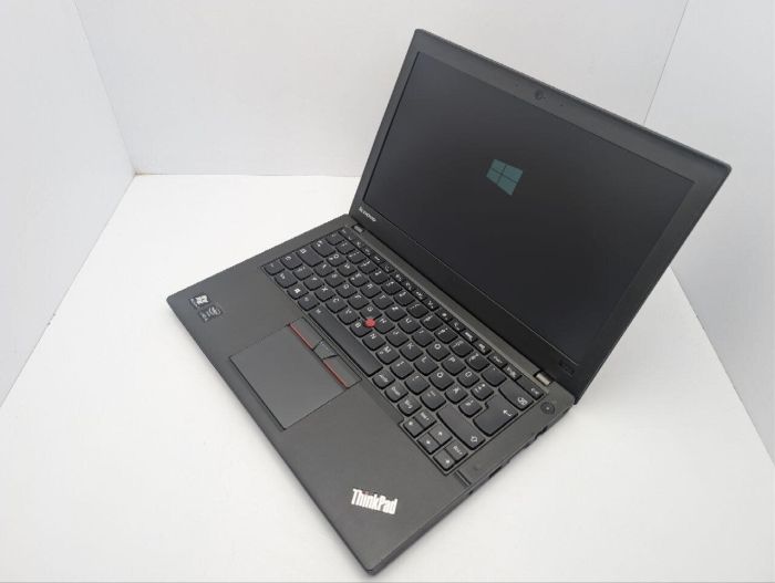 Нетбук Lenovo ThinkPad X250 / 12.5" (1366x768) TN / Intel Core i5-5200U (2 (4) ядра по 2.2 - 2.7 GHz) / 8 GB DDR3 / 180 GB SSD / Intel HD Graphics 5500 / WebCam б/в - изображение 7