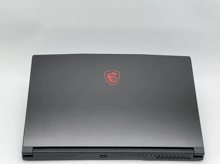 Ігровий ноутбук MSI GF63 Thin 10UC-440US / 15.6" (1920x1080) IPS / Intel Core i5-10500H (6 (12) ядер по 2.5 - 4.5 GHz) / 16 GB DDR4 / 480 GB SSD / nVidia GeForce RTX 3050, 4 GB GDDR6, 128-bit / WebCam б/в - зображення 5