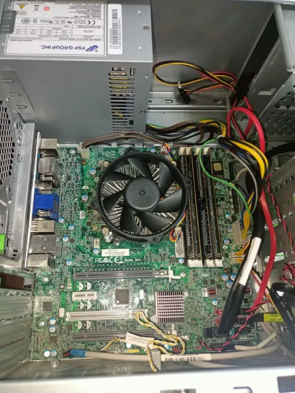 Комп'ютер Acer Veriton M4630G Tower / Intel Core i5-4460 (4 ядра по 3.2 - 3.4 GHz) / 8 GB DDR3 / 500 GB HDD / Intel HD Graphics 4600 / DVD-ROM б/в - зображення 6