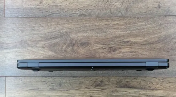 Ультрабук Dell Precision 3540 / 15.6" (1366x768) TN / Intel Core i5-8365U (4 (8) ядра по 1.6 - 4.1 GHz) / 8 GB DDR4 / 256 GB SSD / Intel UHD Graphics / WebCam б/в - зображення 6