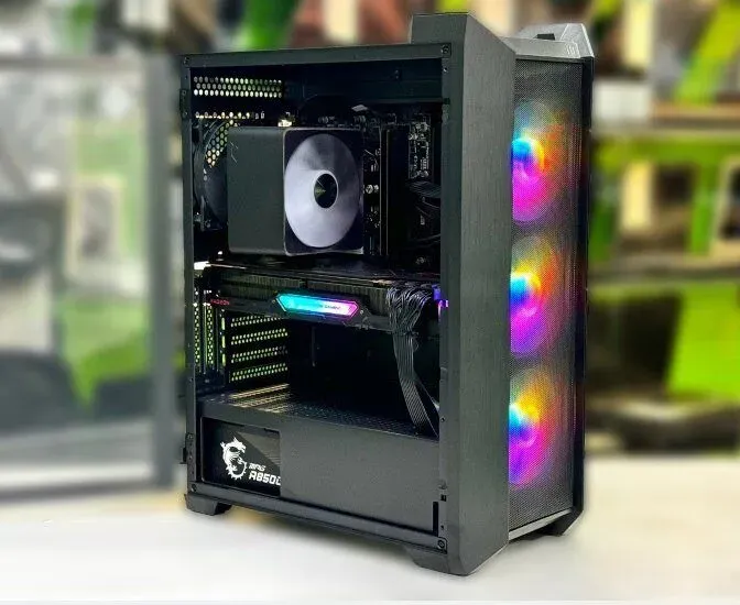 Ігровий ПК MSI Tower Gaming PC / Intel Core i7-13700K (16 (24) ядер 2,5 - 5,4 ГГц) / 32 ГБ DDR5 / 1000 ГБ SSD M.2 / AMD Radeon Rx 6800 Xt Phantom Gaming, 16 ГБ GDDR6, 256-біт / 850 Вт / Win 11 б/в - зображення 4