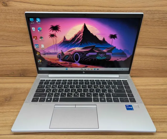 Ультрабук Б-клас HP EliteBook 840 G8 / 14" (1920x1080) IPS / Intel Core i7-1185G7 (4 (8) ядра по 3.0 - 4.8 GHz) / 16 GB DDR4 / 512 GB SSD / Intel Iris Xe Graphics / TouchID / Windows 11 б/в - зображення 2