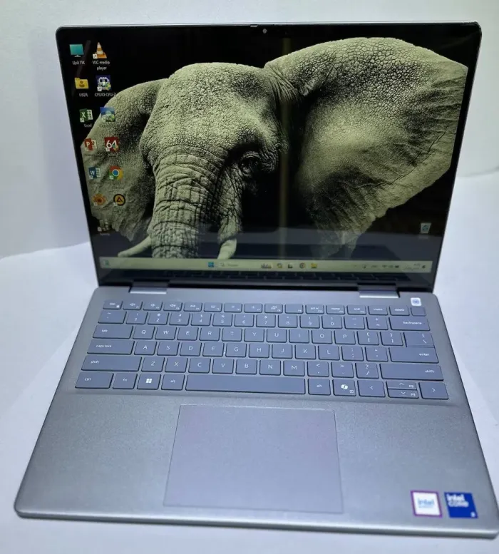 Ультрабук-трансформер Б-клас Dell Inspiron 7440 2in1 / 14" (1920x1080) IPS Touch / Intel Core 3 100U (6 (8) ядер по 1.2 - 4.7 GHz) / 8 GB DDR5 / 512 GB SSD / Intel Graphics Xe / WebCam б/в - зображення 2