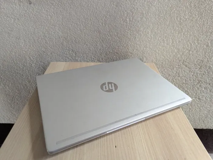 Ультрабук HP ProBook 430 G6 / 13.3" (1920x1080) TN / Intel Core i5-8265U (4 (8) ядра по 1.6 - 3.9 GHz) / 8 GB DDR3 / 128 GB SSD / Intel UHD Graphics / WebCam б/в - зображення 8