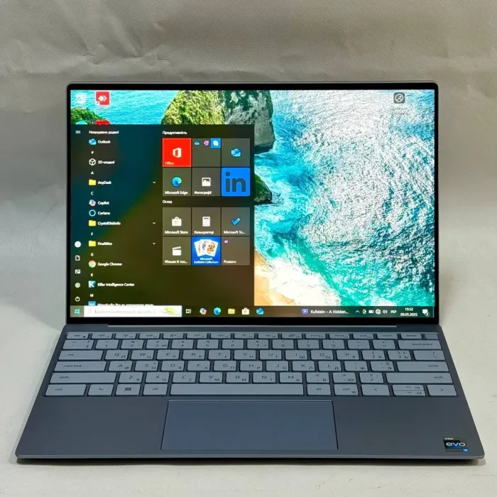 Ультрабук Dell XPS 13 9315 / 13.4" (1920x1200) IPS / Intel Core i5-1230U (10 (12) ядра по 3.3 - 4.4 GHz) / 16 GB DDR5 / 512 GB SSD M.2 / Intel Iris Xe Graphics / WebCam / Windows 10 Pro б/в - зображення 2