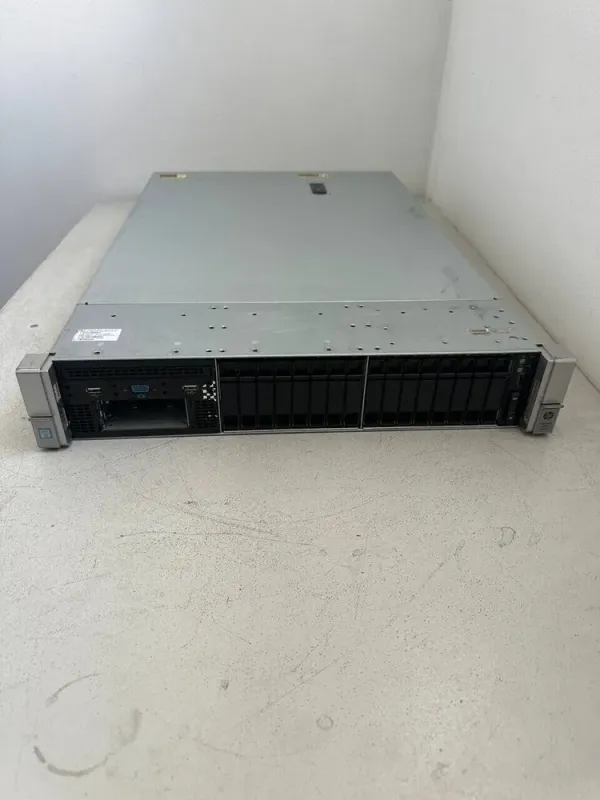 Сервер HP ProLiant DL380 Gen9 (18x 2.5 SFF) 2U Rack / 2x Intel Xeon E5-2667 v3 (8 (16) ядра по 3.2 - 3.6 GHz) / 64 GB DDR4 / 2x 1200 GB HDD (SAS) / RAID HP Smart Array P440ar / 2x 500W б/в - зображення 2