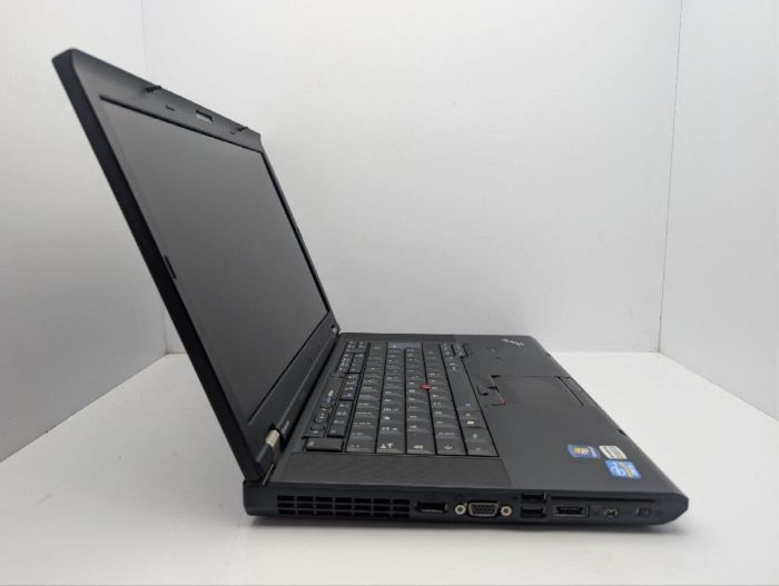 Ноутбук Lenovo ThinkPad T520 / 15.6" (1600x900) TN / Intel Core i5-2450M (2 (4) ядра по 2.5 - 3.1 GHz) / 6 GB DDR3 / 500 GB HDD / nVidia NVS 4200M, 1 GB GDDR3, 64-bit / WebCam / DVD-ROM б/в - изображение 3